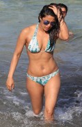 626x768, 100 KB, priyanka-chopra-bikini-01.jpg